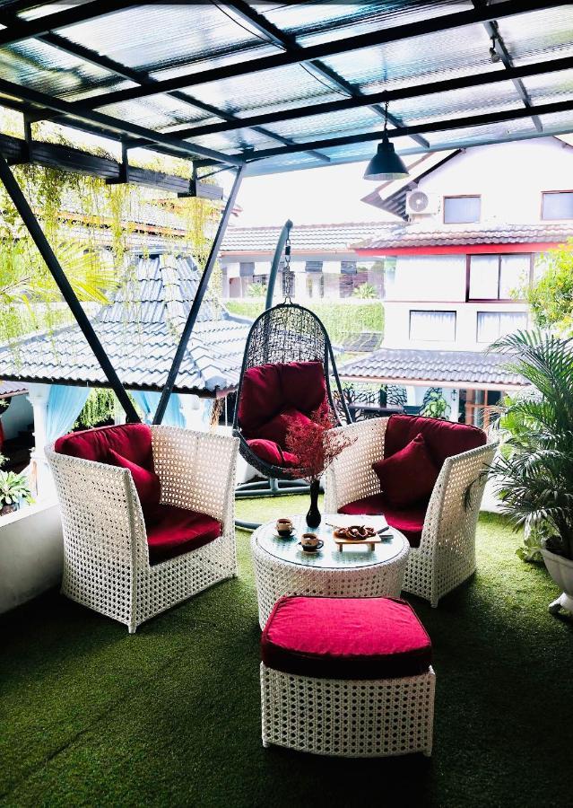 Raintree Boutique Villa & Gallery Yogyakarta Exterior foto