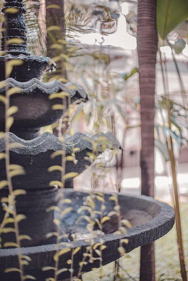 Raintree Boutique Villa & Gallery Yogyakarta Exterior foto